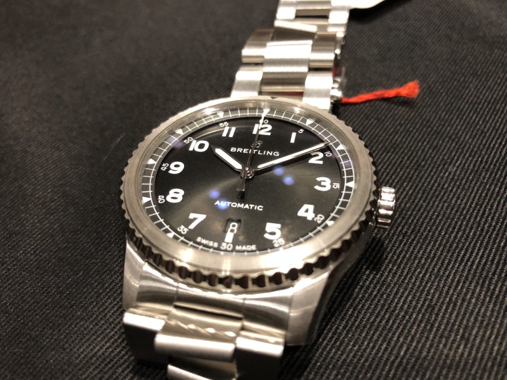 ナビタイマー8とご対面 Hf Age ナビタイマー8とご対面 Hf Age